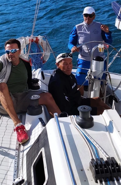 Uscita in barca a vela con skipper: da Desenzano verso l’Isola del Garda 6